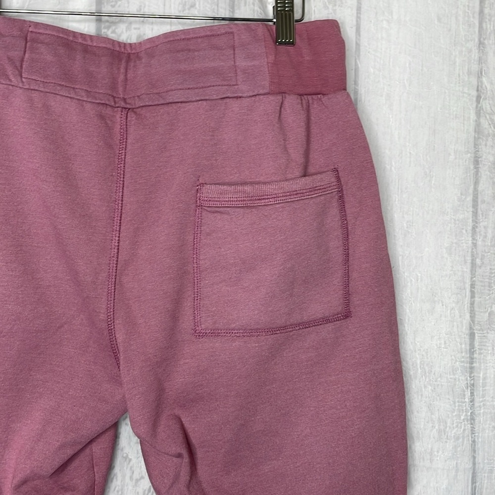 Burnin Water sweatshorts. - Picture 7 of 9